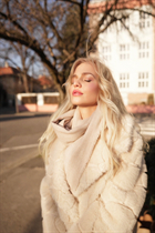 Mariée de bratislava yana avec Blond cheveux, âge 34 photo-10