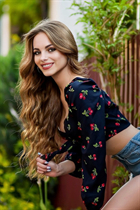 Hermosa mujer ucraniana soltera bogdana de ivano-frankovsk con pelo Marrón claro y edad 22 photo-5