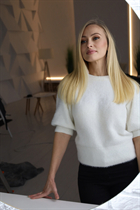 Hermosa mujer de Ucrania ella de kiev con pelo Rubio y edad 46 photo-18