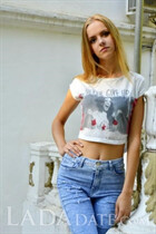 Gorgeous Ukrainian woman victoriya from odessa with Blonde hair age 28 photo-3