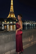 Perfect woman sandra from rotterdam with Dark Brown hair age 43 photo-16