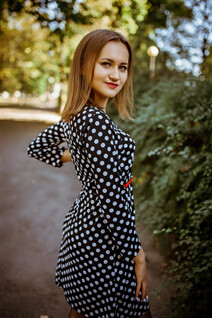 Romance tours to ukraine with yuliya from zaporozhye with Light Brown hair age 22