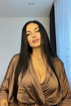 Gorgeous Ukrainian woman elena from kiev with Dark Brown hair age 28 photo-6