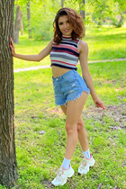 almeria bride snejana with Dark Brown hair age 29 photo-14