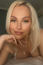 zagreb bride viktoria with Blonde hair age 38 photo-39