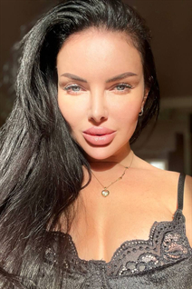 Wife from Ukraine evgeniya from kiev with Black hair age 39