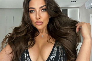 Pretty girl angelina from houston with Dark Brown hair age 33 photo-31