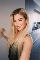 Modèle fille ukrainienne mariia de lviv avec Blond cheveux, âge 19 photo-2