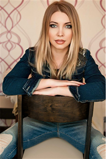 Rencontre une femme ukrainienne marina de poltava avec Chatain clairs cheveux, âge 42