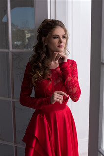 Date ukraine tatyana from kharkov with Light Brown hair age 29