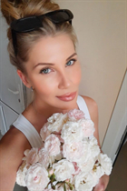 Bride from tallinn svetlana with Blonde hair age 34 photo-3