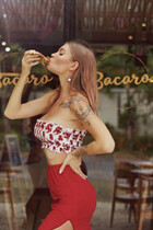 Bride from bali lena with Blonde hair age 36 photo-7