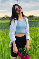 Dating ukrainian woman tatiana from odessa with Dark Brown hair age 22 photo-4