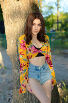 Ukrainian wife from kiev kateryna with Dark Brown hair age 25 photo-6