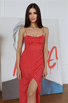 Dating a ukrainian woman bertina from kharkov with Dark Brown hair age 32 photo-9