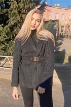 Dating a czech woman liudmyla from prague with Blonde hair 19 years old photo-2