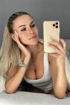 Ukrainian woman online anastasia from kiev with Blonde hair age 30 photo-47