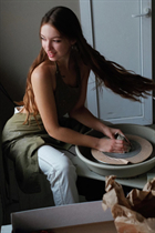 Novia de eilat anastasiya con pelo Castaño y edad 25 photo-16