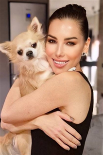 Single ukrainian lady ekaterina from horishni plavni with Black hair age 41