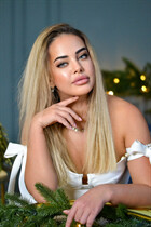 Beautiful Ukrainian girl irina from kharkov with Blonde hair age 34 photo-2