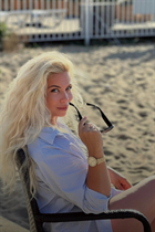Ukrainian bride julia from vinnytsia with Blonde hair age 39 photo-12