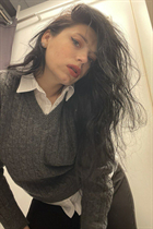 Beautiful woman of Ukraine alina from dubno with Dark Brown hair age 33 photo-3