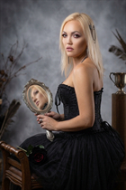 Wife from Ukraine viktoria from mykolaiv with Blonde hair age 45 photo-3