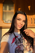 Beautiful ukrainian woman anna from kharkov with Black hair age 33 photo-16