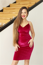 Bride from valencia yulia with Light Brown hair age 40 photo-2