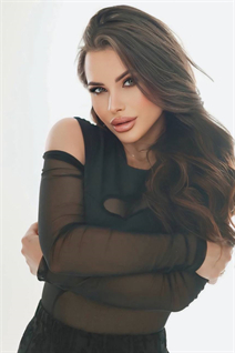 Dating ukrainian woman khrystyna from lviv with Dark Brown hair age 32