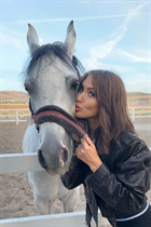 Pretty girl xenia from ankara with Dark Brown hair age 39 photo-1