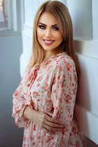 Esposa ucraniana tatiana de krivoy rog con pelo Rubio y edad 45 photo-3