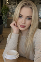 Beautiful wife from Ukraine anzhelina from kiev with Blonde hair age 26 photo-7