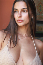 bali bride iryna with Light Brown hair age 28 photo-12