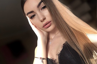 Wife from Ukraine eugenia from chernigov with Dark Brown hair age 24 photo-20