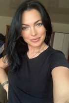 Date ukrainian girl yana from kiev with Black hair age 47 photo-20
