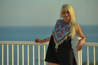 Date Femmes ukrainiennes yuliya de kharkiv avec Blond cheveux, âge 45 photo-23