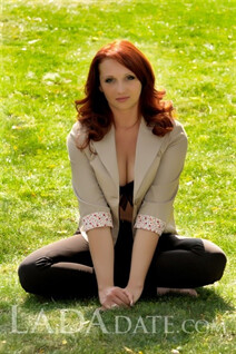 Ukraine ladies for marriage svetlana from kherson with Red hair age 41