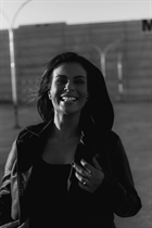 Beautiful brazilian girl stephane from paranagua with Dark Brown hair 34 years old photo-3