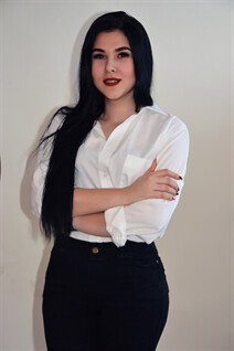 Ukranian beauty karina from nikolaev with Black hair age 20
