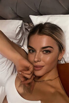 Beautiful czech woman natalia from prague with Blonde hair 32 years old photo-1
