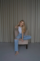 Girl from lodz yulia with Blonde hair age 28 photo-1