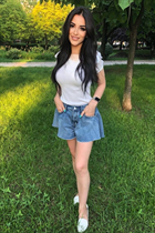 Stunning Ukrainian girl karina from odessa with Dark Brown hair age 27 photo-4