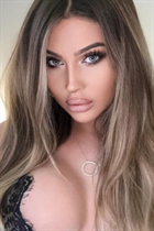 Femme parfaite sarah de warsaw avec Chatain clairs cheveux, âge 27 photo-6