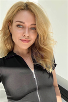 Stunning Ukrainian bride margaret from kiev with Blonde hair age 36 photo-2