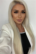 Beautiful romanian woman bianca from buharest with Blonde hair 36 years old photo-4