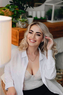 Fille ukrainienne pour le mariage oksana de rivne avec Blond cheveux, âge 37