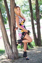 Hermosa mujer ucraniana soltera inna de kharkov con pelo Rubio y edad 56 photo-8