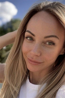 German bride olga from leipzig with Blonde hair 40 years old