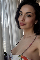 Belle femme ukrainienne valeriya de kyiv avec Noirs cheveux, âge 33 photo-6